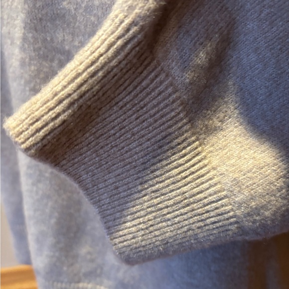 H & M Stylish Tan Sweater M - Picture 3 of 8